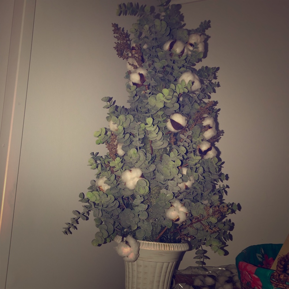 Cotton picking Decor